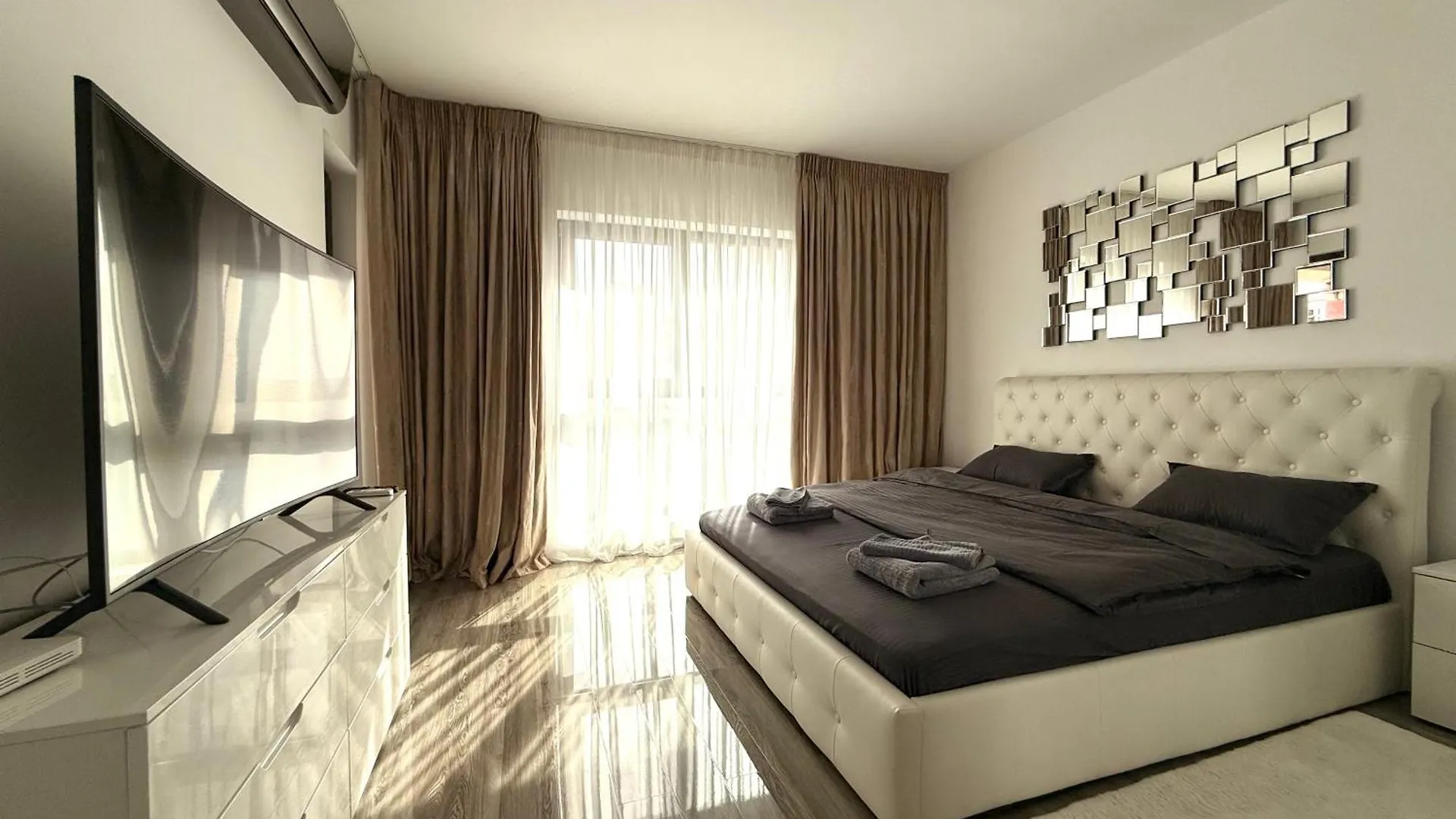 Studio Plaza Faza 2 location